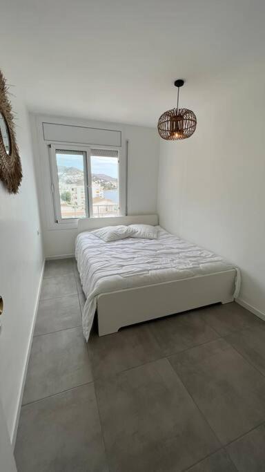 Apartamento Tres Habitaciones Con Vistas Al Mar En روساس المظهر الخارجي الصورة